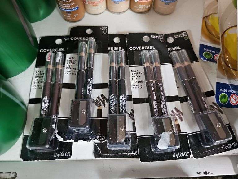 COVERGIRL EASY BREEZY BROW FILL + DEFINE 2PK WITH PENCIL IN SHADES OF BROWN AND BLACK