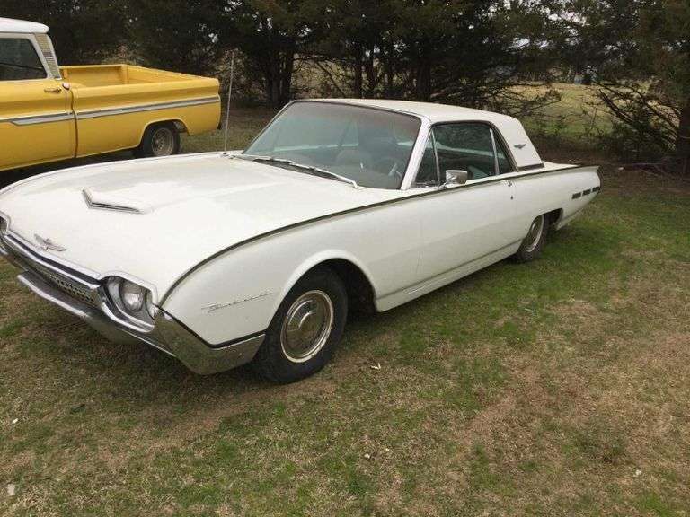 1962 FORD TBIRD HAS KEY HAS TITLE RUNS&DRIVES