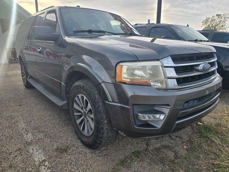 2015 FORD EXPEDITION HAS KEY HAS TITLE RUNS&DRIVES