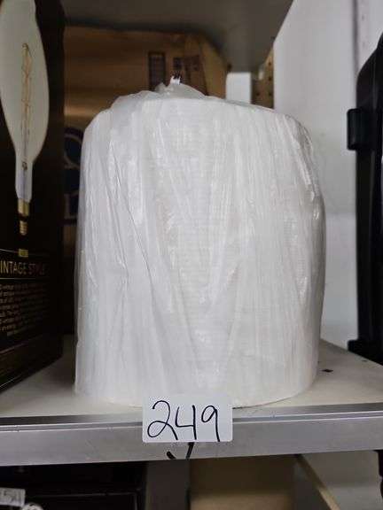 WHITE COMMERCIAL PAPER TOWEL ROLL