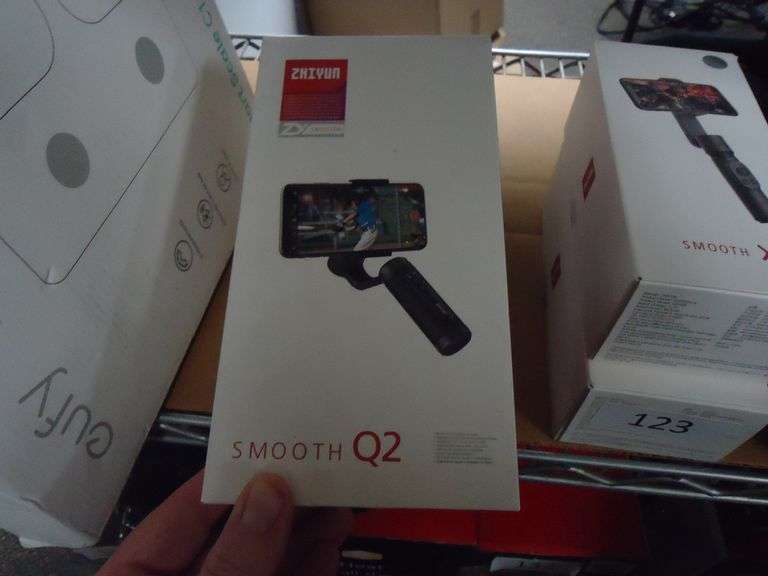 ZHIYUN SMOOTH Q2 SMART PHONE GIMBAL