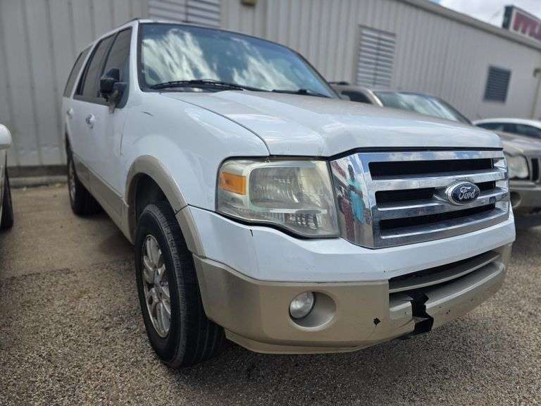 2010 FORD EXPEDITION NO KEY HAS TITLE