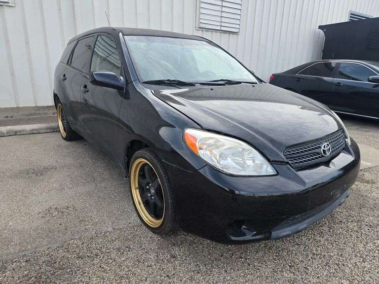 2008 TOYOTA MATRIX HAS KEY HAS TITLE RUNS&DRIVES
