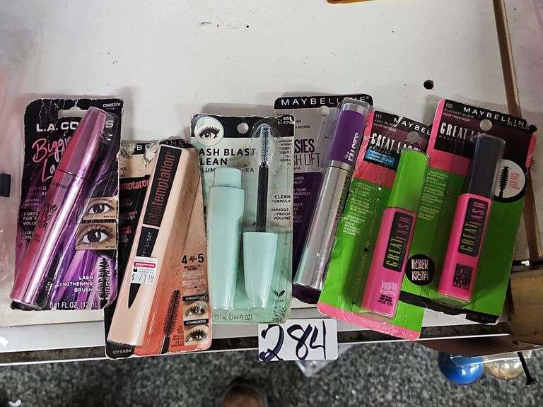 VARIETY OF NEW MASCARA