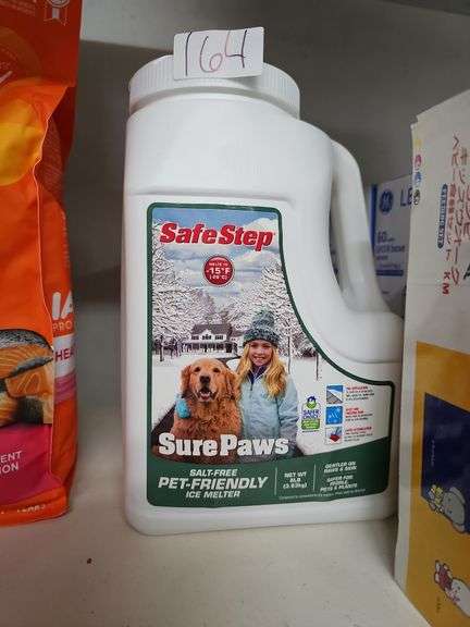 SAFE STEP SURE PAWS PET-FRIENDLY SALT-FREE ICE MELTER 8LB