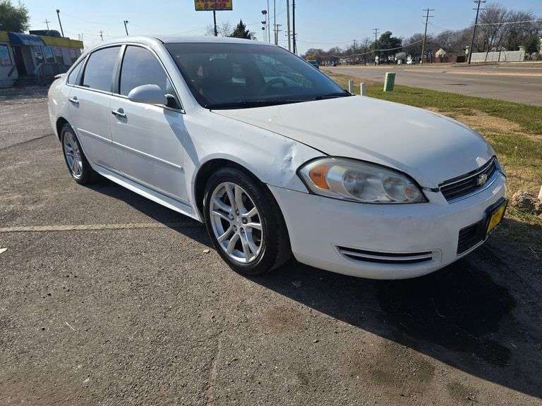 2012 CHEVY IMPALA LTZ HAS KEY HAS TITLE RUNS&DRIVES