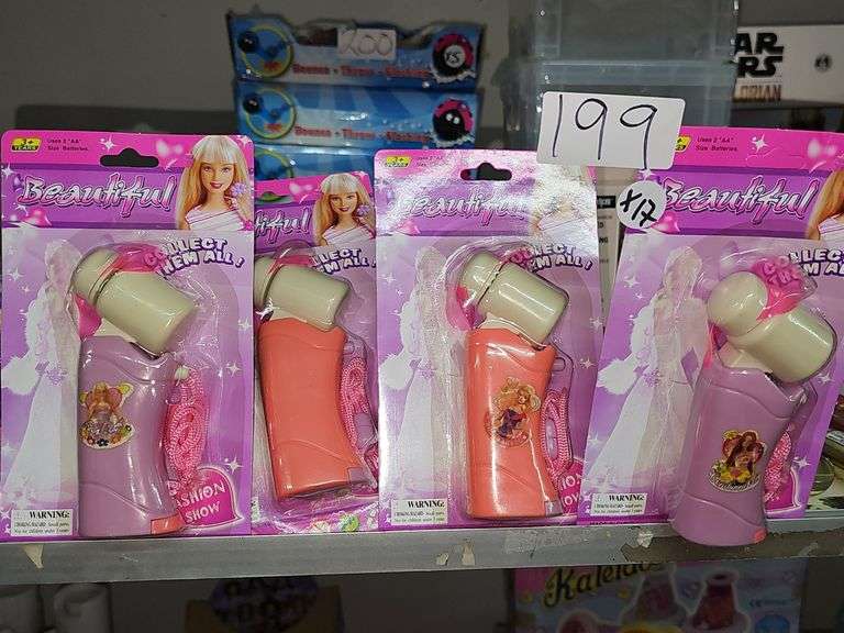 BEAUTIFUL BARBIE FASHION SHOW THEMED BATTERY OPERATED FAN