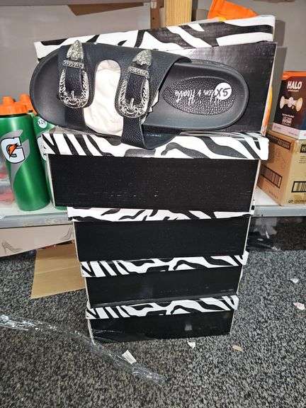 HELENS HEART BLACK SANDALS WITH SILVER BUCKLE IN VARIOUS SIZES