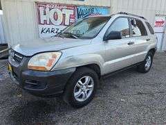 2005 KIA SPORTAGE HAS KEY HAS TITLE RUNS&DRIVES
