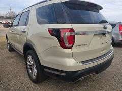 2018 FORD EXPLORER HAS KEY HAS TITLE RUNS&DRIVES