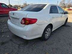2010 TOYOTA CORLLA HAS KEY HAS TITLE RUNS&DRIVES