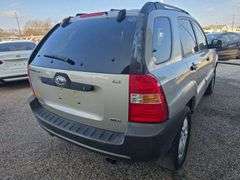 2005 KIA SPORTAGE HAS KEY HAS TITLE RUNS&DRIVES