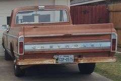 1972 CHEVY C10 HAS KEY HAS TITLE RUNS&DRIVES