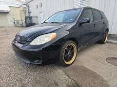 2008 TOYOTA MATRIX HAS KEY HAS TITLE RUNS&DRIVES