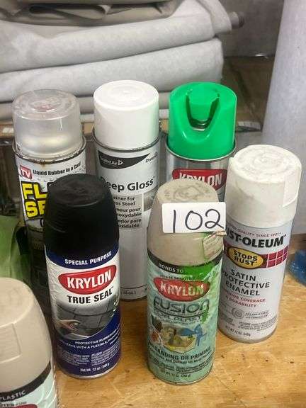 VARIETY OF SPRAY PAINTS INCLUDING KRYLON TRUE SEAL, GREEN SPRAY PAINT; RUST-OLEUM SATIN PROTECTIVE ENAMEL; SEALED AIR DEEP GLOSS FOR STAINLESS STEEL ECT