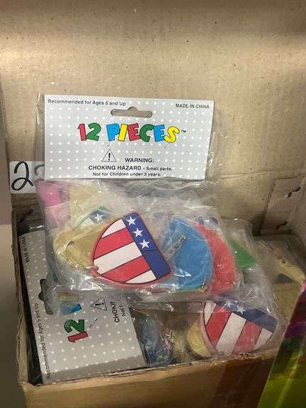 12PCS PLASTIC TOY BADGE SET WITH 6 PACKS PER CASE