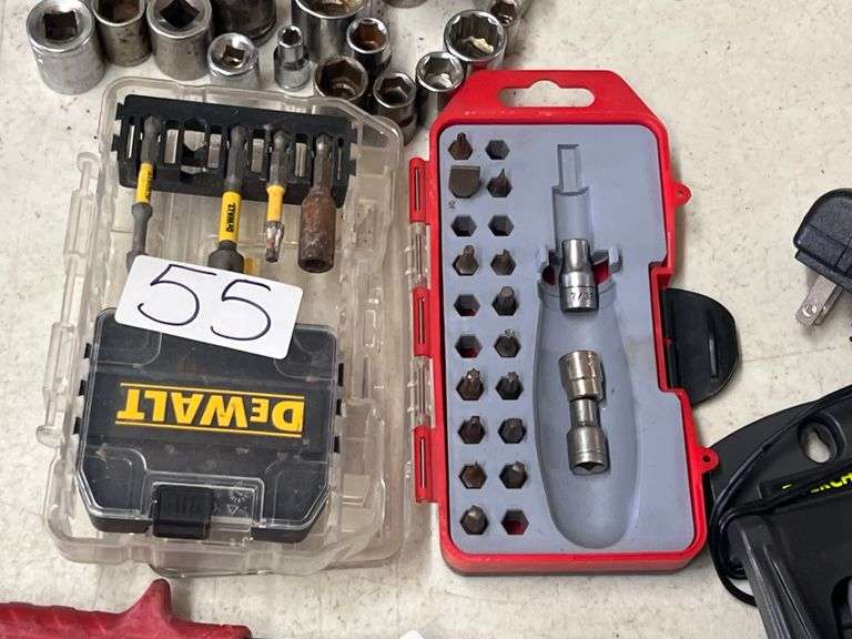 BIT SETS INCLUDING DEWALT AND IWORK