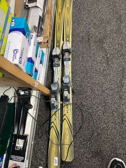 VECTRIS VOLKL V 20-20 11  3D SIDECUT SKI SET FEATURING TITANIUM TECHNOLOGY CCS163 100121 WITH MARKER M62 SHOE GRIPS,