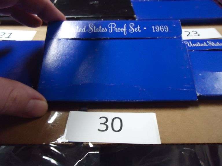 1969 UNITED STATE MINT PROOF SET