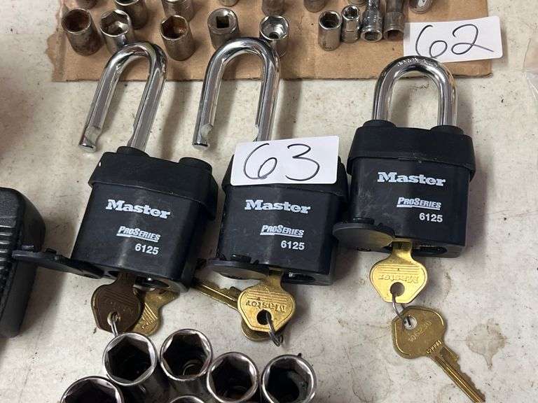 MASTER PROSERIES 6125 PAD LOCK WITH DUAL KEY SET INCLD.