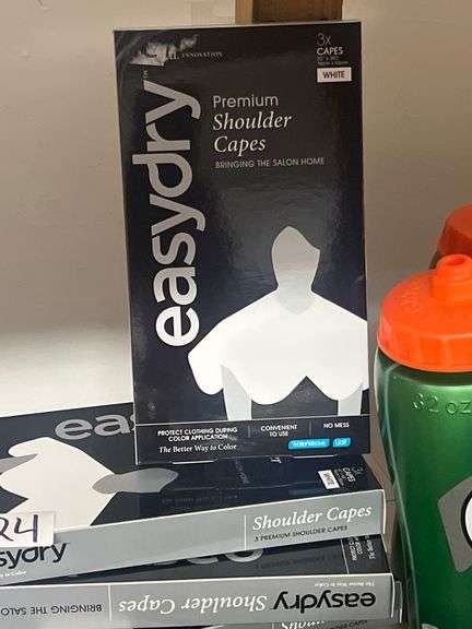 VYTAL EASYDRY PREMIUM SHOULDER CAPES FOR SALON USE NO MESS, WATERWEAVE, UATT, WHITE, 22"x30", 3 PER PACK
