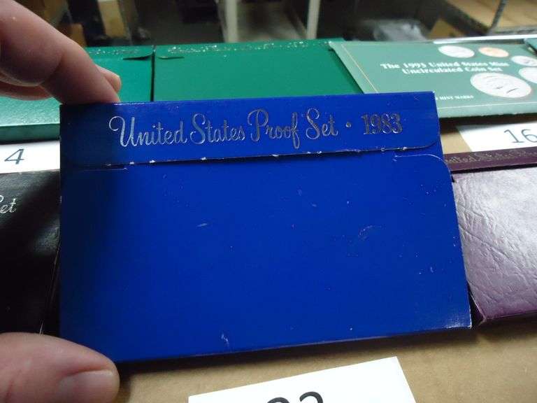 1983 UNITED STATE MINT PROOF SET