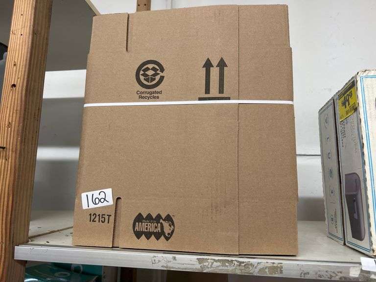 AMERICAN MADE NEW SMALL CARDBOARD BOXES 1215T 65LBS GROSS LBS APPROXIMATELY 25 IN LOT