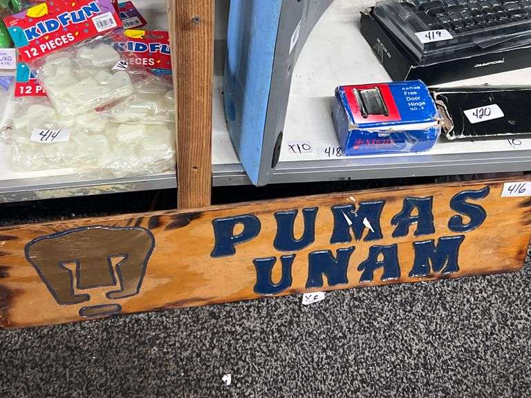 PUMAS UNAM HANDMADE WOODEN SIGN APROX 2'L