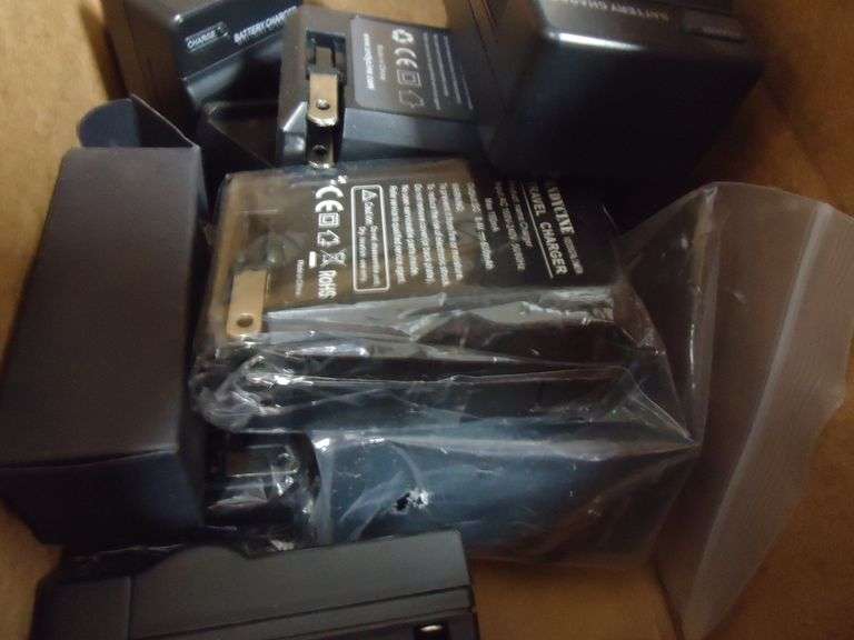 NEW! ANDYCINE TRAVEL CHARGER LOT OF 10