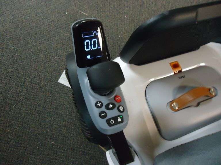 ROBOSCOOTER X40 ELECTRIC SCOOTER