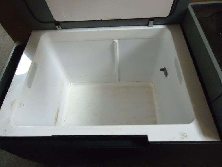 ECOFLOW CUBE COOLER ONLY. NO BATTERY OR CHARGER. UNTESTED