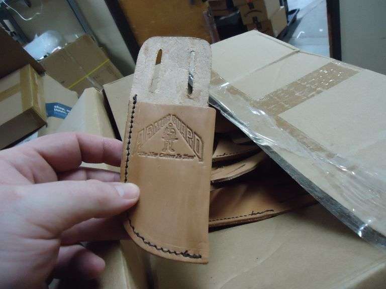 NEW! CASE OF 200 LEATHER KNIFE HOLDERS