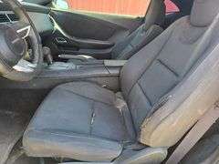 2011 CHEVY CAMARO HAS KEY HAS TITLE RUNS AN DRIVES