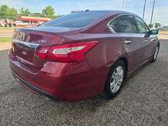 2017 NISSAN ALTIMA HAS KEY HAS TITLE RUNS&DRIVES