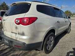 2012 CHEVY TREVERSE HAS KEY HAS TITLE