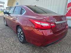 2017 NISSAN ALTIMA HAS KEY HAS TITLE RUNS&DRIVES