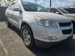2012 CHEVY TREVERSE HAS KEY HAS TITLE