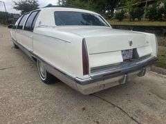 1996 CADILLAC FLEETWOOD LIMO HAS KEY HAS BILLOFSALE RUNS&DRIVES