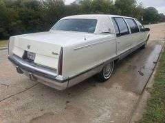 1996 CADILLAC FLEETWOOD LIMO HAS KEY HAS BILLOFSALE RUNS&DRIVES