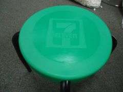 NEW! CASE OF 6 18" 7-11 STOOLS
