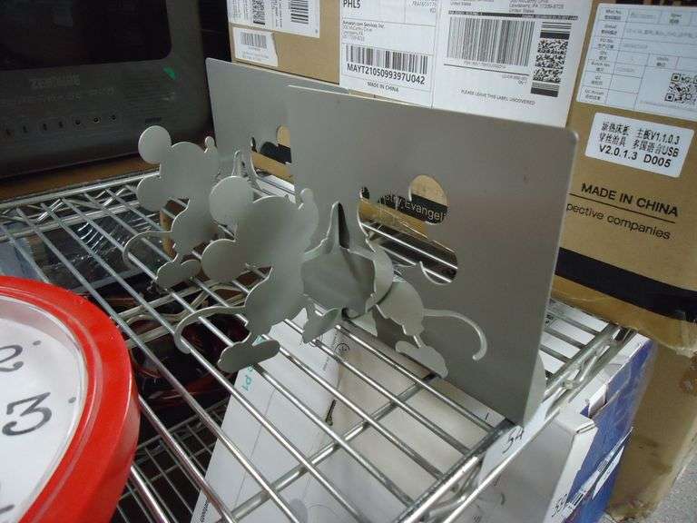 SET OF MICKEY MOUSE BOOK ENDS