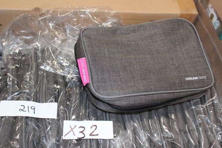 Dream Trips Soft Travel Bag With 3-Inner Pockets Aprox 8"X6"