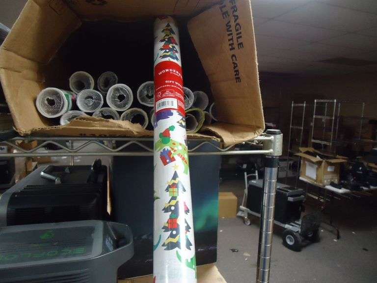 NEW! CHRISTMAS WRAPPING PAPER