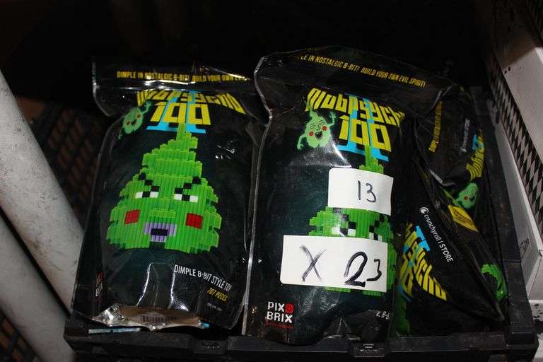 Pix Brix Crunchyroll Mobpsycho Dimple 8-Bit Style Toy 707Pcs Green