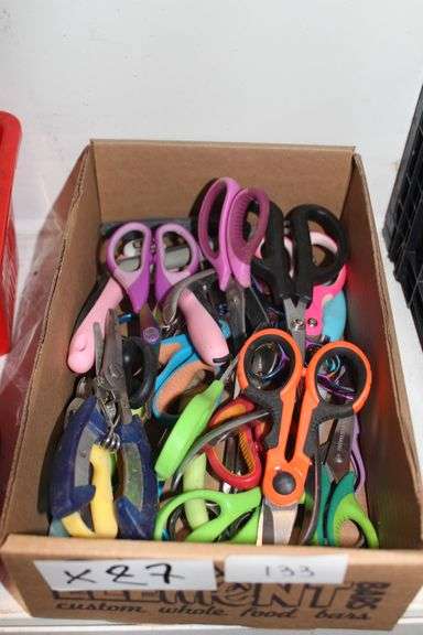 Variety Of Paper Cutting Scissors