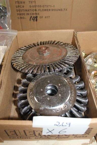Large Heavy Duty Wire Brushes Including 6" & 7"