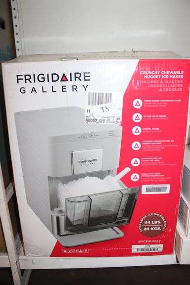 Frigidaire Gallery Crunchy Chewable Nugget Counter Top Ice Maker Model Efic256-Grey