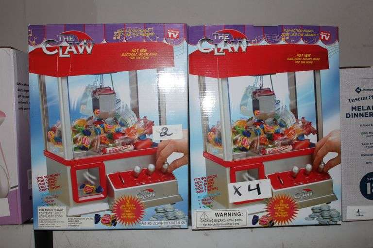 The Claw Tabletop Electronic Arcade Game