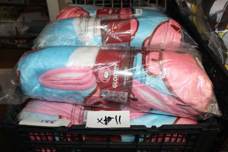 Brand new Mori Chack Gloomy Naughty Grizzly Throw Blanket 48"X60"
