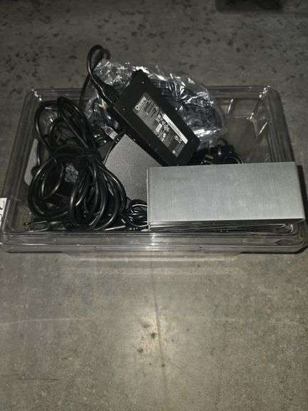 KENSINGTON SD5750T THUNDERBOLT 4 DUAL 4K DOCK W/ POWER SUPPLIES